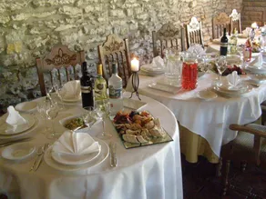Üksik Rüütel - Restaurante
