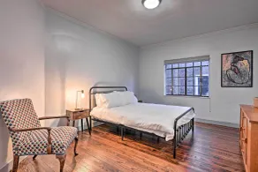 Detroit Vacation Rental: 8 Mi to Downtown! - Rom