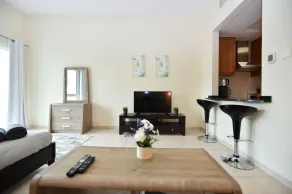 JHN - Fully Furnished Studio Apartment - Room