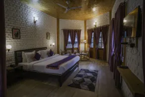 The Nature's Green Resort, Bhimtal, Nainital - Room