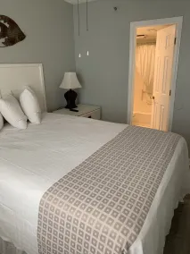 Condo with Breathtaking Views in Murrells Inlet - Chambre