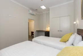 Gallery Hotel - Room