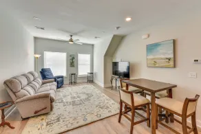 < 1/2 Mi to Old Town: Cozy Bluffton Getaway - Innvendig