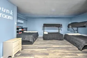 Lakefront Family Home, Recently Renovated! - Zimmer