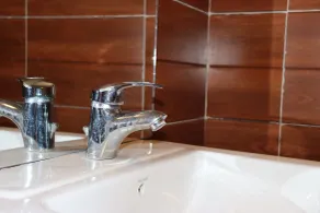 Koru Country Club - Bathroom