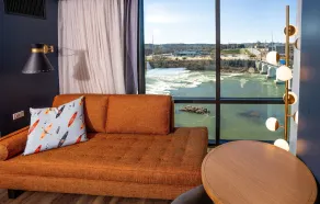 Hotel Indigo - Columbus at Riverfront Place by IHG - Chambre