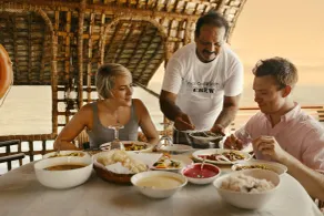 Spice Coast Cruises - Houseboat, A CGH Earth Experience - Restaurant