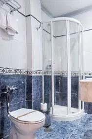 Hotel Castellano I - Bathroom