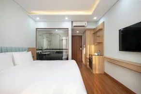 Hummer Hotel & Apartment Da Nang Beach - Room