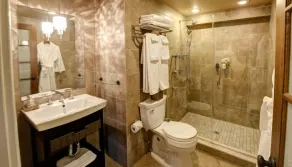 The Peacock Inn, an Ascend Collection Hotel - Salle de bain