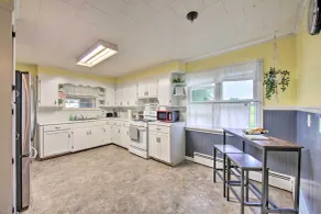 Quiet Elizabethville Home w/ Fire Pit + Views - Interiör