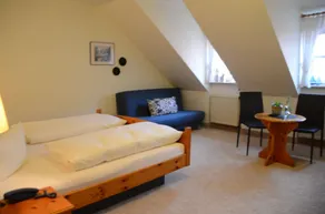 Hotel Mainblick Garni - Zimmer