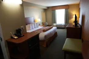 Best Western Plus Service Inn & Suites - Chambre