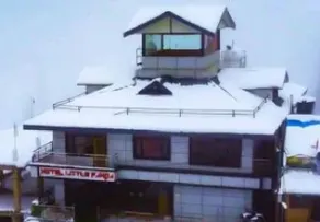 Hotel Little Panda - Narkanda - Boendets fasad