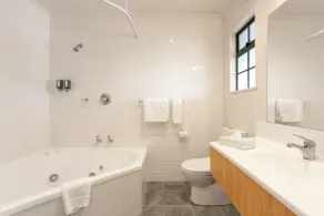 Greenlane Manor Motel - Badezimmer