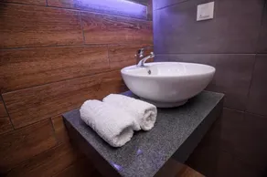 Hotel Yakinthos - Baño