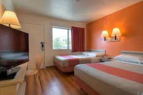 Motel 6 Jurupa Valley CA Riverside West - Zimmer