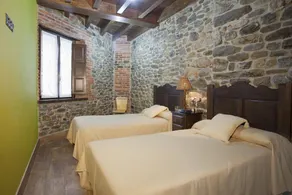 Apartamentos El Aramo Asturias - Chambre