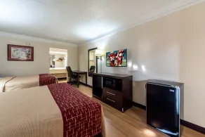 Red Roof Inn & Suites Clinton, TN - Chambre