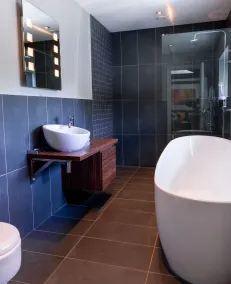 Bishopstrow Hotel and Spa - Small Luxury Hotels of the World - Bathroom