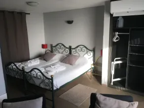 Tropical Hotel - Room