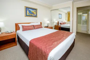 Springwood Tower Apartment Hotel - Zimmer