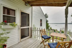 Cozy 1930s-style Waterfront Maine Cabin w/ Dock! - Interiør