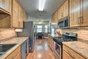 Welcoming Pensacola Home w/ Spacious Yard! - Interiør