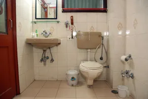 Hotel Jyoti - Bathroom