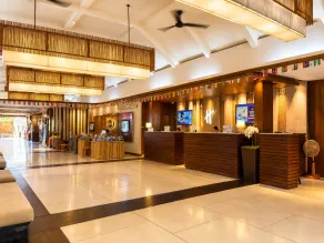 Holiday Inn Resort Phuket Surin Beach by IHG - Receção