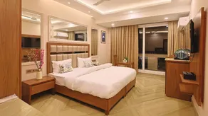 FlxHo Horizon ONE - Luxury Hotel & Residences Golf Course Road, 2 Min from 42-43 Metro Station - Camera