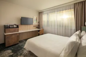 Crowne Plaza Budapest by IHG - Room