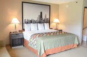 Super 8 by Wyndham Elgin - Chambre