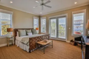 ENDLESS SUMMER DREAM 4 Bedroom Holiday Home by Five Star Properties - Room