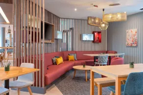 Hampton by Hilton Ashford International - Restaurant