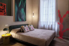 Reverse Art Hotel - Rum