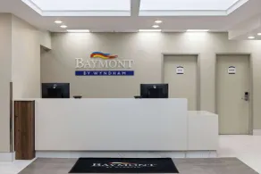 Baymont by Wyndham West Edmonton - Lobby