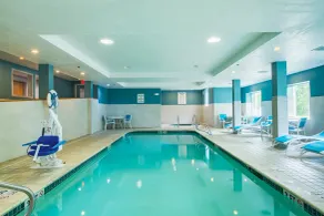 Holiday Inn Express & Suites - Lincoln East - White Mountains by IHG - Pool