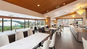 UE Garden Resort - Restaurant