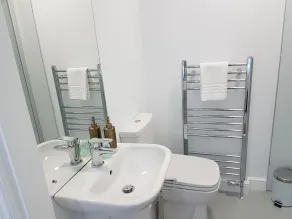 The Railway - Baño