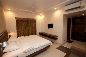Usha Ascot - Camera