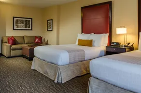 Beacon Hotel & Corporate Quarters - Chambre