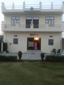 Kukas Guest House - Fassade der Unterkunft