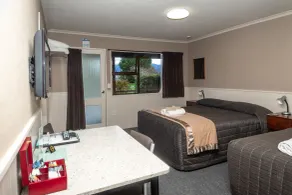 Te Anau Top 10 Holiday Park and Motels - Habitación