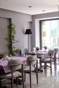 THE ROYALS HOTEL - Restaurant