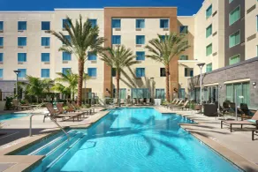 Courtyard by Marriott Los Angeles LAX/Hawthorne - Piscine