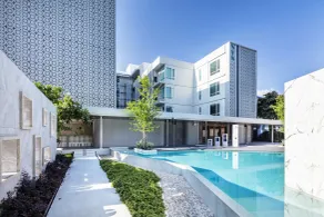 SYN Boutique Hotel - Piscina