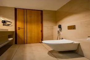 Grand Benale - Bathroom