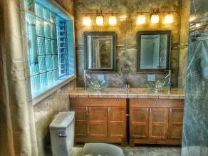 Hilltop Legacy Vacation Rental - Salle de bain