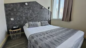 Escal Hôtel - Room